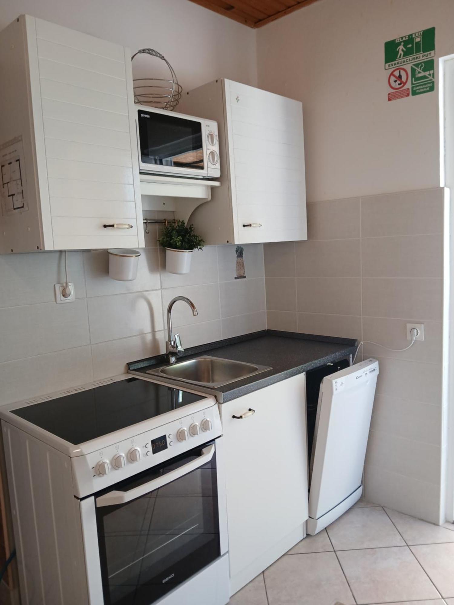 Apartment Dragas Lukovo Exterior foto